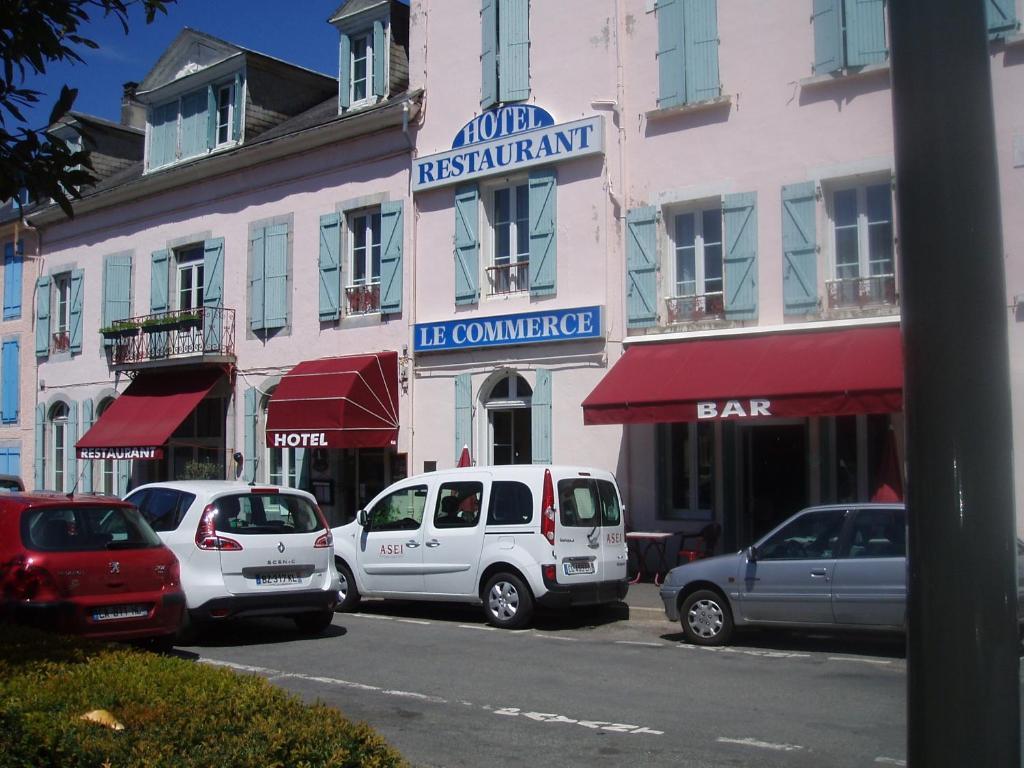Hotel Le Commerce Bagnères-de-Bigorre Oda fotoğraf